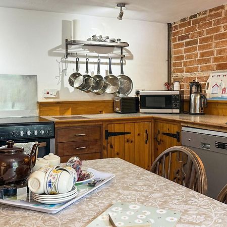 Blacksmiths Cottages Stiffkey Esterno foto